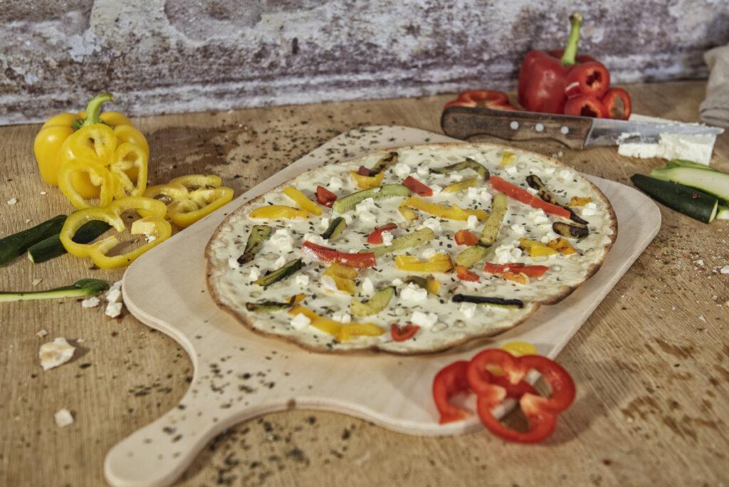 vegetarischer Flammkuchen frisch gebacken